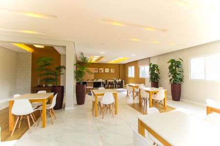 Apartamento à venda com 50m², 2 quartos e 1 vaga Apartamento à venda com 50m², 2 quartos e 1 vagaÁrea comum - Salão de festas