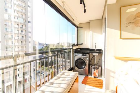 Apartamento à venda com 50m², 2 quartos e 1 vaga Apartamento à venda com 50m², 2 quartos e 1 vagaVaranda
