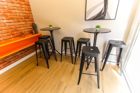 Apartamento à venda com 50m², 2 quartos e 1 vaga Apartamento à venda com 50m², 2 quartos e 1 vagaBar lounge