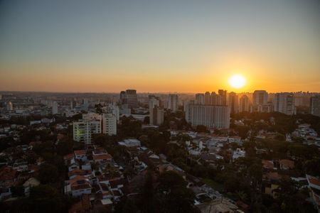 Apartamento à venda com 432m², 4 quartos e 4 vagas Apartamento à venda com 432m², 4 quartos e 4 vagasCobertura