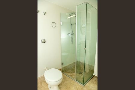 Apartamento à venda com 432m², 4 quartos e 4 vagas Apartamento à venda com 432m², 4 quartos e 4 vagasCobertura - Banheiro