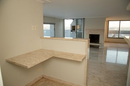 Apartamento à venda com 432m², 4 quartos e 4 vagas Apartamento à venda com 432m², 4 quartos e 4 vagasChurrasqueira