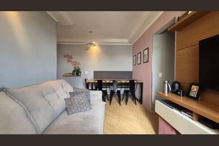 Apartamento à venda com 62m², 3 quartos e 1 vaga Apartamento à venda com 62m², 3 quartos e 1 vagaSala