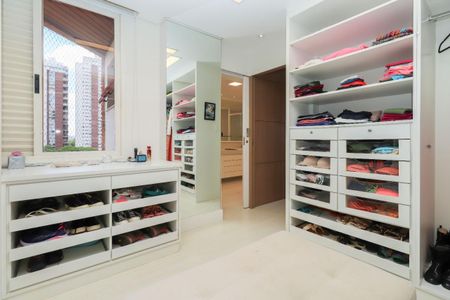 Apartamento à venda com 204m², 2 quartos e 3 vagas Apartamento à venda com 204m², 2 quartos e 3 vagasFoto 40
