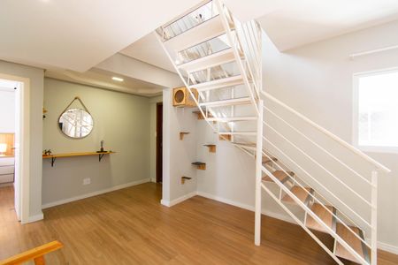Apartamento à venda com 109m², 2 quartos e sem vaga Apartamento à venda com 109m², 2 quartos e sem vagaSala