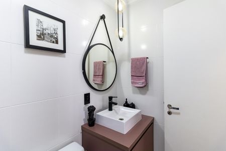 Apartamento à venda com 67m², 2 quartos e 1 vagaBanheiro Social