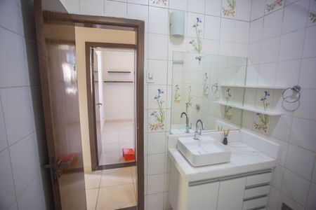 Apartamento à venda com 79m², 3 quartos e 1 vaga Apartamento à venda com 79m², 3 quartos e 1 vagaBanheiro