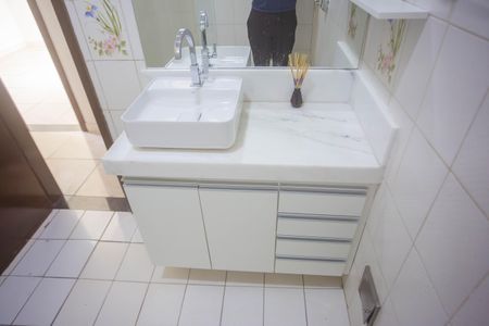 Apartamento à venda com 79m², 3 quartos e 1 vaga Apartamento à venda com 79m², 3 quartos e 1 vagaBanheiro