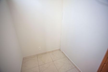 Apartamento à venda com 79m², 3 quartos e 1 vaga Apartamento à venda com 79m², 3 quartos e 1 vagaArea de serviço