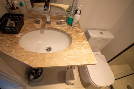 Apartamento à venda com 76m², 3 quartos e 1 vagaBanheiro