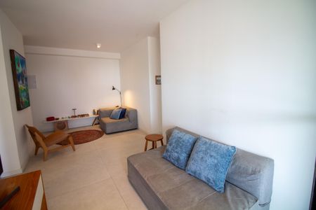 Apartamento à venda com 76m², 3 quartos e 1 vagaSala