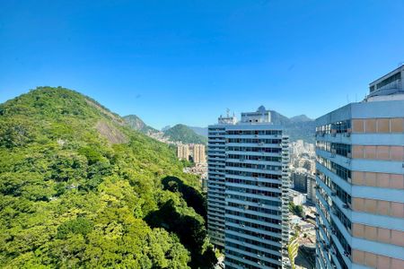Apartamento à venda com 135m², 3 quartos e 1 vaga Apartamento à venda com 135m², 3 quartos e 1 vagaVista