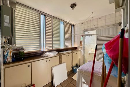 Apartamento à venda com 135m², 3 quartos e 1 vaga Apartamento à venda com 135m², 3 quartos e 1 vagaÁrea de Serviço