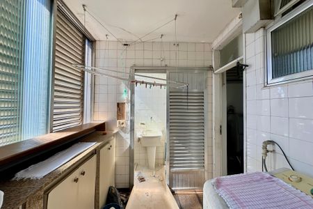Apartamento à venda com 135m², 3 quartos e 1 vaga Apartamento à venda com 135m², 3 quartos e 1 vagaÁrea de Serviço