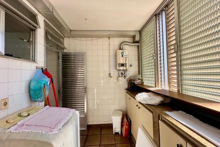 Apartamento à venda com 135m², 3 quartos e 1 vaga Apartamento à venda com 135m², 3 quartos e 1 vagaÁrea de Serviço
