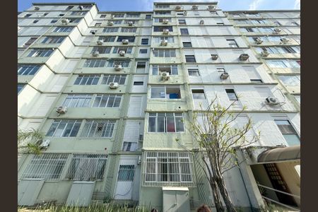 Apartamento à venda com 50m², 1 quarto e sem vaga Apartamento à venda com 50m², 1 quarto e sem vagaFachada