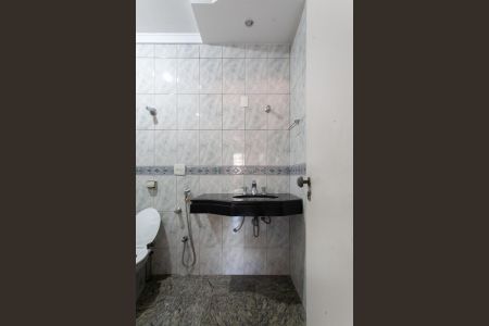 Casa para alugar com 355m², 4 quartos e 4 vagasBanheiro da Suíte 1