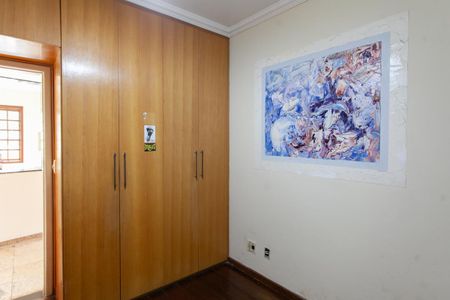 Casa para alugar com 355m², 4 quartos e 4 vagasQuarto 2