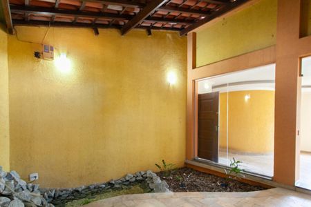 Casa para alugar com 355m², 4 quartos e 4 vagasJardim de Inverno