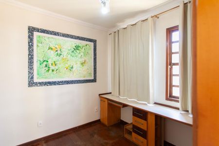 Casa para alugar com 355m², 4 quartos e 4 vagasQuarto 1