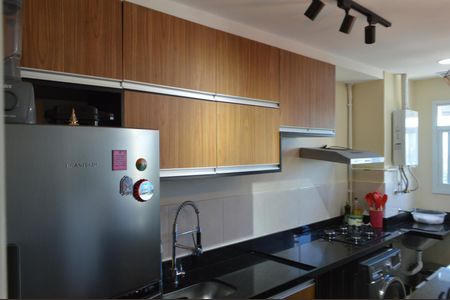 Apartamento à venda com 55m², 2 quartos e 1 vaga Apartamento à venda com 55m², 2 quartos e 1 vagaCozinha