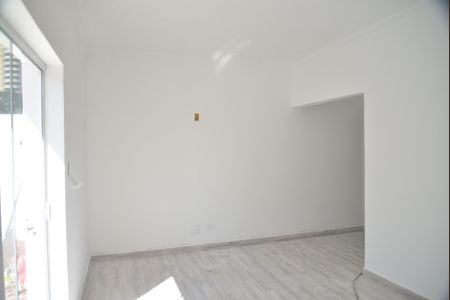 Casa à venda com 200m², 3 quartos e 4 vagasQuarto Suíte