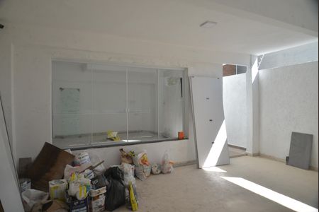 Casa à venda com 200m², 3 quartos e 4 vagasÁrea comum