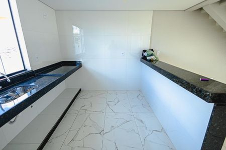 Casa à venda com 125m², 3 quartos e 2 vagasCozinha