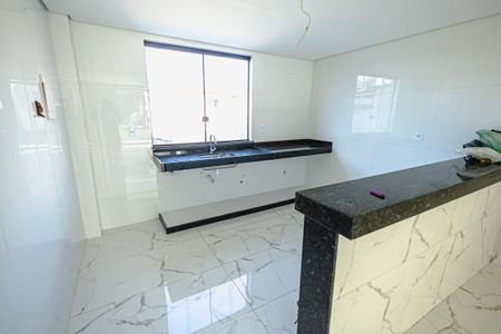 Casa à venda com 125m², 3 quartos e 2 vagasCozinha
