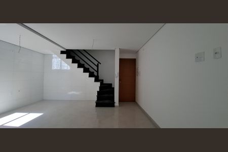 Apartamento à venda com 140m², 3 quartos e 1 vaga Apartamento à venda com 140m², 3 quartos e 1 vagaSala