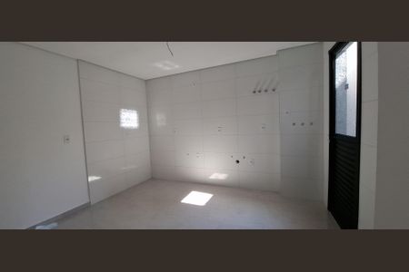 Apartamento à venda com 95m², 3 quartos e 2 vagas Apartamento à venda com 95m², 3 quartos e 2 vagasCozinha