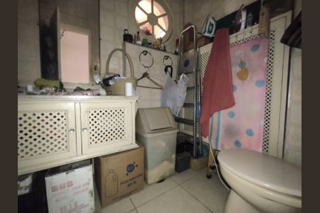 Apartamento à venda com 69m², 2 quartos e 1 vaga Apartamento à venda com 69m², 2 quartos e 1 vagaBanheiro da Suíte