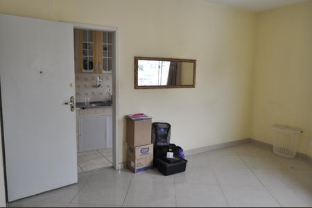 Apartamento à venda com 43m², 1 quarto e 1 vagaSala