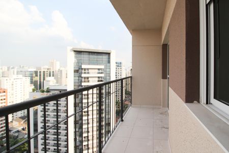 Apartamento à venda com 30m², 1 quarto e sem vaga Apartamento à venda com 30m², 1 quarto e sem vagaVaranda