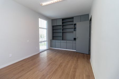 Casa à venda com 340m², 3 quartos e 4 vagas Casa à venda com 340m², 3 quartos e 4 vagasSuíte 1