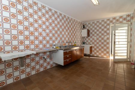 Casa à venda com 340m², 3 quartos e 4 vagas Casa à venda com 340m², 3 quartos e 4 vagasCozinha