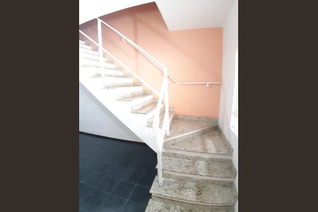 Casa à venda com 200m², 3 quartos e 8 vagas Casa à venda com 200m², 3 quartos e 8 vagasFoto 19