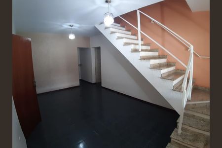 Casa à venda com 200m², 3 quartos e 8 vagas Casa à venda com 200m², 3 quartos e 8 vagasFoto 06