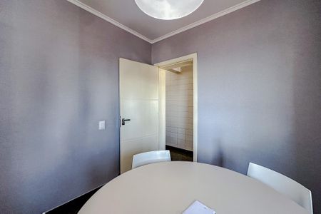 Apartamento à venda com 240m², 4 quartos e 3 vagasCozinha