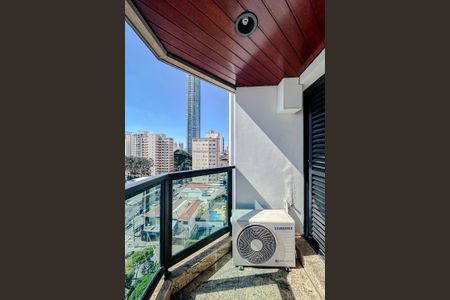 Apartamento à venda com 240m², 4 quartos e 3 vagasVaranda da Suíte 3