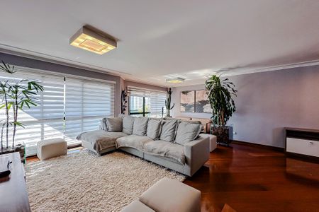 Apartamento à venda com 240m², 4 quartos e 3 vagasSala