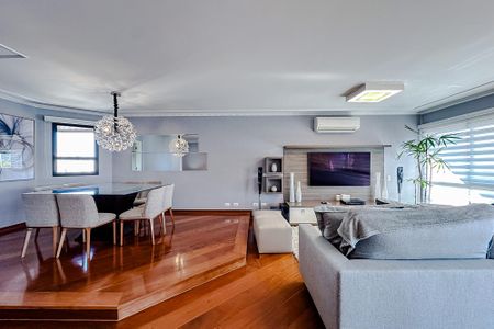 Apartamento à venda com 240m², 4 quartos e 3 vagasSala