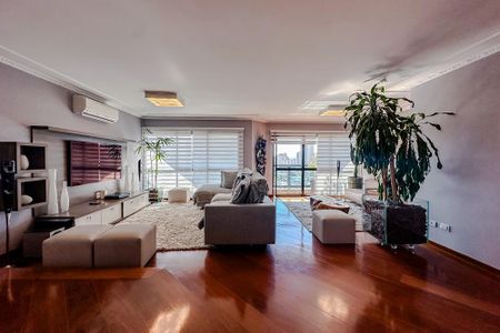 Apartamento à venda com 240m², 4 quartos e 3 vagasSala