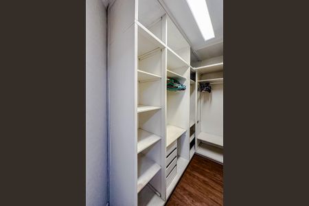 Apartamento à venda com 240m², 4 quartos e 3 vagasSuíte 1