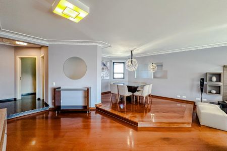 Apartamento à venda com 240m², 4 quartos e 3 vagasSala