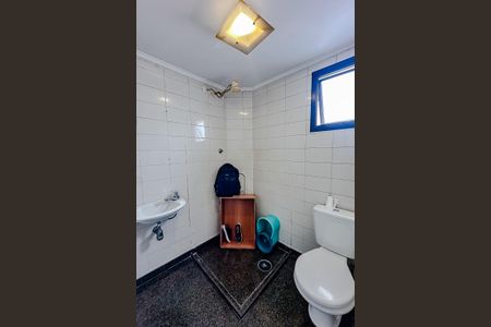 Apartamento à venda com 240m², 4 quartos e 3 vagasBanheiro de serviço