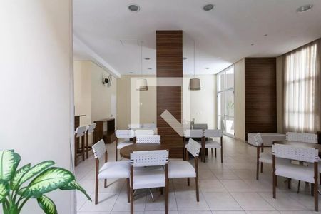 Apartamento à venda com 63m², 3 quartos e 1 vaga Apartamento à venda com 63m², 3 quartos e 1 vagaÁrea comum - Salão de festas