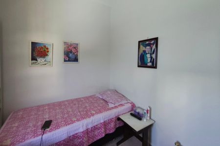 Casa à venda com 100m², 3 quartos e 5 vagas Casa à venda com 100m², 3 quartos e 5 vagasQuarto 3