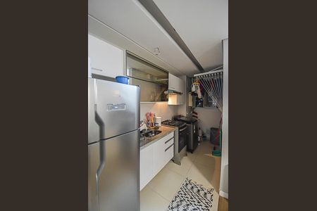 Apartamento à venda com 64m², 2 quartos e 1 vaga Apartamento à venda com 64m², 2 quartos e 1 vagaCozinha e Área de Serviço