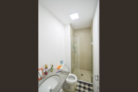 Apartamento à venda com 64m², 2 quartos e 1 vaga Apartamento à venda com 64m², 2 quartos e 1 vagaBanheiro